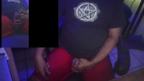 Snapshot of mister_003 chatting on January 23, 3:37 am Mister Pervert online show from January 23, 3:37 am