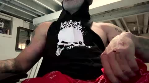 Snapshot of mister_bigg_dick chatting on March 5, 5:50 am AJ online show from March 5, 5:50 am