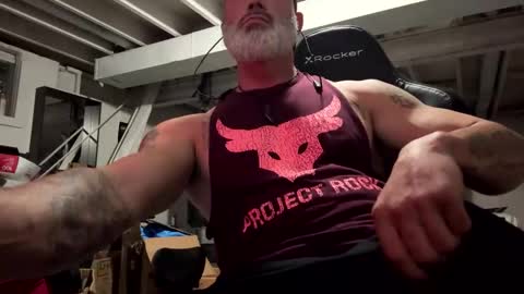 Snapshot of mister_bigg_dick chatting on November 19, 1:16 am AJ online show from November 19, 1:16 am