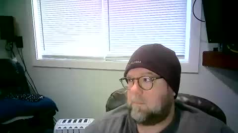 Mr. Happy online show from February 6, 6:24 pm