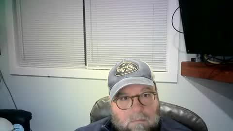 Mr. Happy online show from February 18, 1:54 am