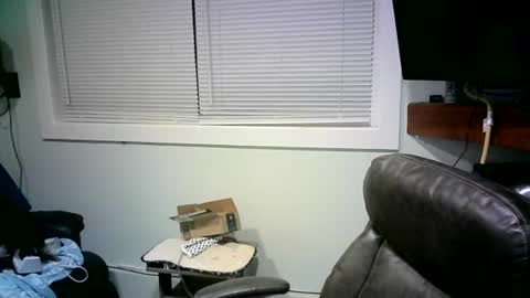 Mr. Happy online show from March 10, 4:17 am