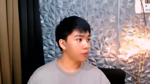 Snapshot of mister_officer chatting on January 16, 1:58 pm SAINT SACHI will make your day online show from January 16, 1:58 pm