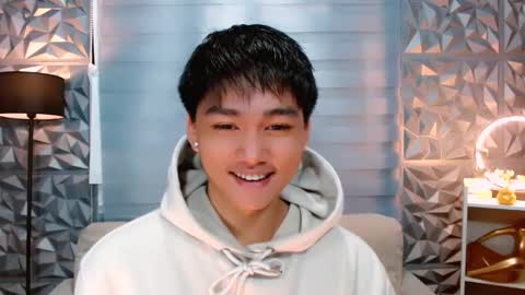 Snapshot of mister_officer chatting on January 19, 5:58 am SAINT SACHI will make your day online show from January 19, 5:58 am