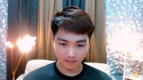 Snapshot of mister_officer chatting on September 27, 5:56 am SAINT SACHI will make your day online show from September 27, 5:56 am