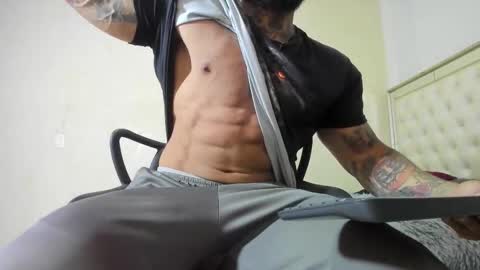 Snapshot of mister_venom chatting on October 20, 3:07 am venom online show from October 20, 3:07 am