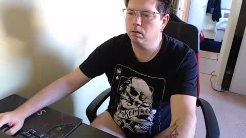 Snapshot of mistercoeur1 chatting on December 31, 1:30 pm mistercoeur online show from December 31, 1:30 pm