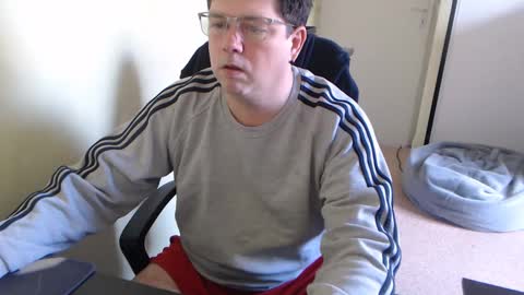 Snapshot of mistercoeur1 chatting on March 2, 10:03 am mistercoeur online show from March 2, 10:03 am