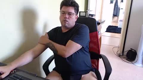 Snapshot of mistercoeur1 chatting on September 30, 2:44 pm mistercoeur online show from September 30, 2:44 pm