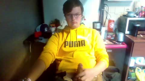 Snapshot of misterrileyd chatting on December 2, 8:44 pm MisterRileyD online show from December 2, 8:44 pm