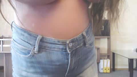 Brina online show from January 3, 9:15 am