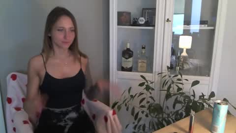 Snapshot of mistress_kasandrra chatting on February 5, 1:00 pm Mistress Cassie - Cash online show from February 5, 1:00 pm