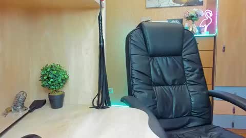 Mistress Kristi online show from January 27, 9:44 pm