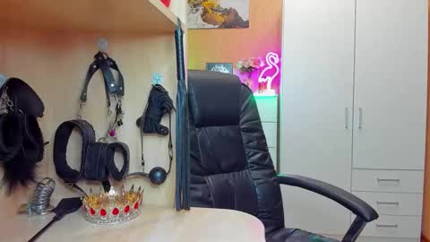 Mistress Kristi online show from September 26, 7:29 pm