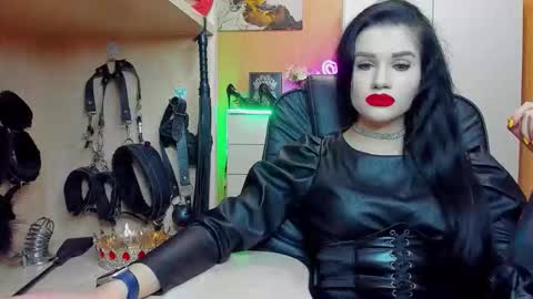 Mistress Kristi online show from October 19, 7:03 pm