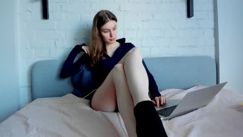 mistresselizy online show from December 18, 10:51 am