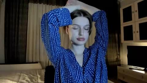 mistresselizy online show from January 4, 7:02 pm