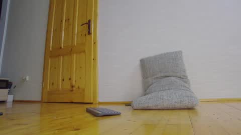 Snapshot of mistressellie chatting on December 7, 8:16 pm MitressEllie--Your Bratty Miss online show from December 7, 8:16 pm