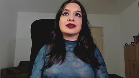 Snapshot of mistressmichelle5 chatting on September 13, 9:14 pm YourGoddessM online show from September 13, 9:14 pm