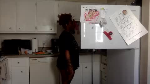 Snapshot of mistressmystii chatting on February 10, 8:42 pm Mistress Mystii online show from February 10, 8:42 pm