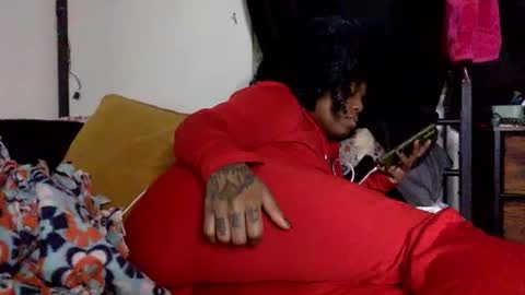 Snapshot of mistressmystii chatting on November 19, 2:11 am Mistress Mystii online show from November 19, 2:11 am