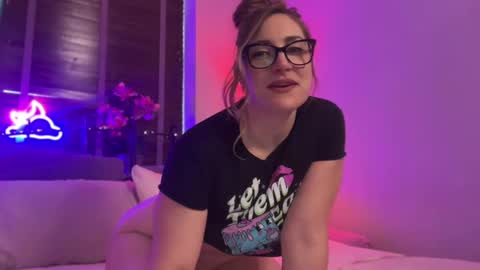 Miss X online show from November 4, 5:12 pm