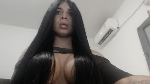 Snapshot of mistressxxalice chatting on November 19, 1:27 am ALICE MADANE online show from November 19, 1:27 am