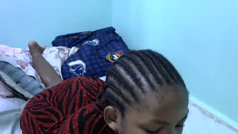 Snapshot of misty_shee chatting on February 6, 1:10 pm misty_shee online show from February 6, 1:10 pm