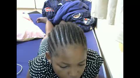 Snapshot of misty_shee chatting on February 10, 5:14 am misty_shee online show from February 10, 5:14 am