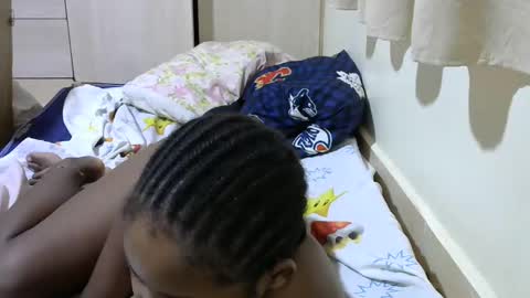 Snapshot of misty_shee chatting on February 17, 1:10 pm misty_shee online show from February 17, 1:10 pm
