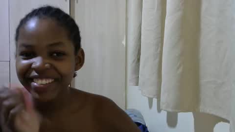 Snapshot of misty_shee chatting on February 21, 1:11 pm misty_shee online show from February 21, 1:11 pm
