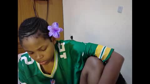 Snapshot of misty_shee chatting on September 27, 6:24 pm misty_shee online show from September 27, 6:24 pm