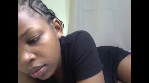 Snapshot of misty_shee chatting on November 28, 10:29 am misty_shee online show from November 28, 10:29 am