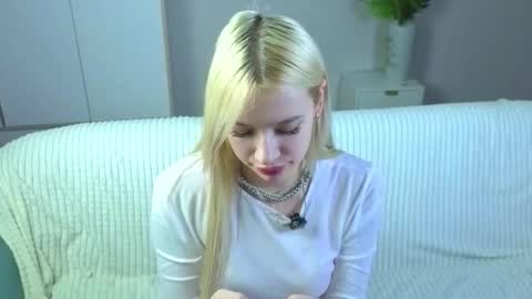 MistyXNight online show from January 14, 11:49 am