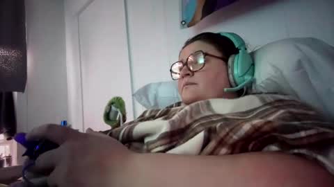 MichelleBunny7 online show from January 16, 6:45 pm