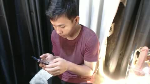 Snapshot of mitsubishixxx chatting on November 16, 10:43 am Nardz online show from November 16, 10:43 am