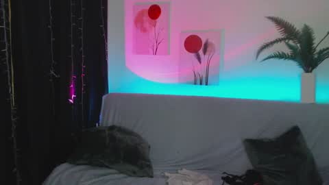 Yuka online show from February 1, 11:16 pm