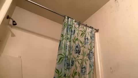 Deanthony online show from February 9, 8:02 pm