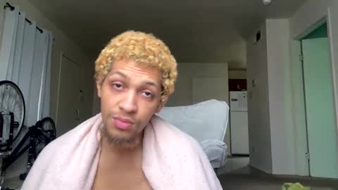 Deanthony online show from February 27, 11:15 pm