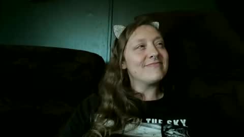 Snapshot of miztrezk chatting on November 6, 7:37 pm miztrezk online show from November 6, 7:37 pm