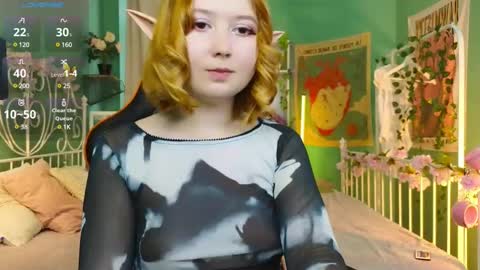 Snapshot of mizukinoyoru chatting on March 3, 11:00 am Mizuki online show from March 3, 11:00 am