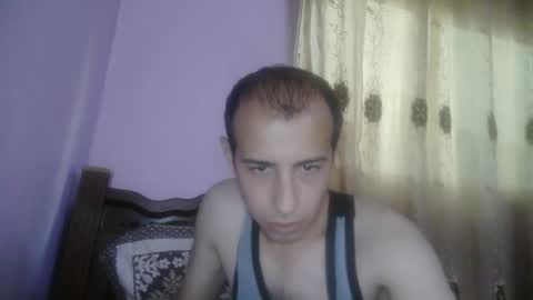 Snapshot of mj9800 chatting on January 7, 5:21 am mahmoud online show from January 7, 5:21 am
