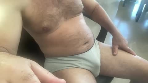 Snapshot of mjspel chatting on December 11, 4:20 pm dirtymind online show from December 11, 4:20 pm