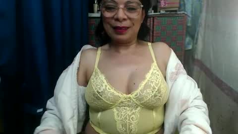 kelly online show from November 20, 4:45 am