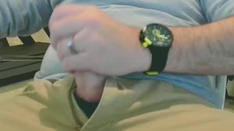 Snapshot of mmfan333 chatting on October 9, 12:47 pm mmfan333 online show from October 9, 12:47 pm