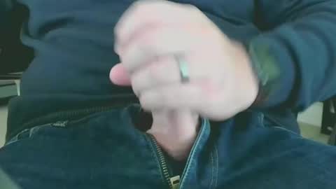 Snapshot of mmfan333 chatting on October 22, 6:18 pm mmfan333 online show from October 22, 6:18 pm