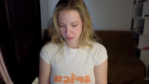 Lili online show from January 19, 7:15 am