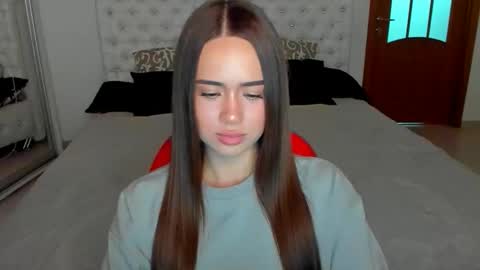 Snapshot of mmm_bananaa_ chatting on September 14, 6:07 pm Beata online show from September 14, 6:07 pm