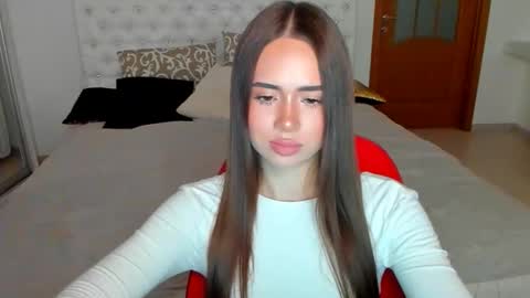 Snapshot of mmm_bananaa_ chatting on September 24, 6:33 pm Beata online show from September 24, 6:33 pm