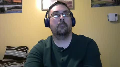 Snapshot of mmr45 chatting on October 30, 4:03 am mmr45 online show from October 30, 4:03 am